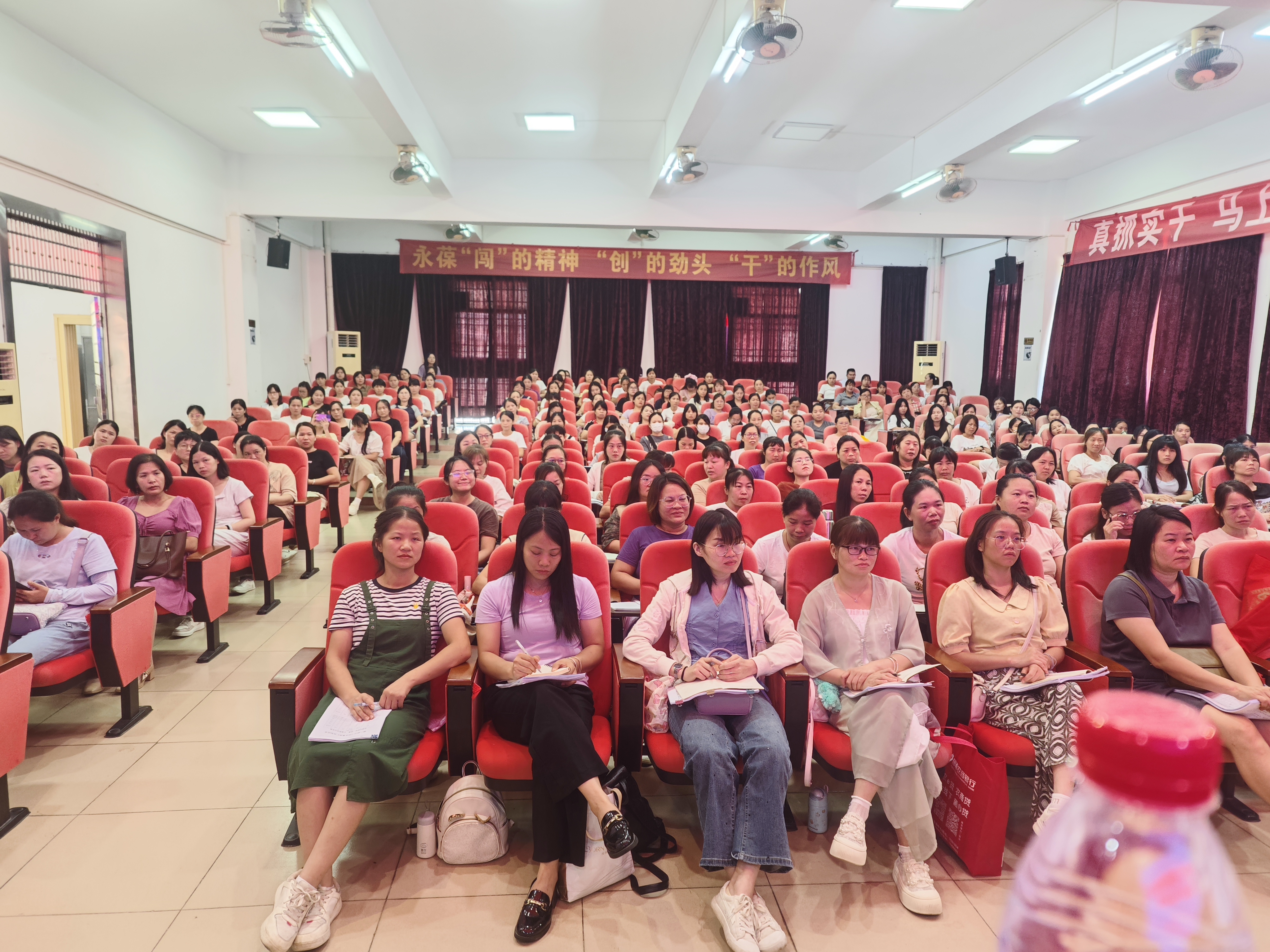 全縣幼兒園教師資格證考試線下培訓開班       為學前教育師資建設注入新動能2.jpg